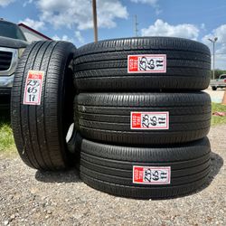 235/65R17 Hankook Dynapro HP2 Tires