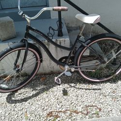 huFFY beach. Cruiser