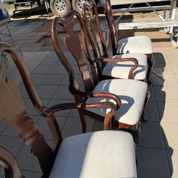 Set of 4 dining chairs