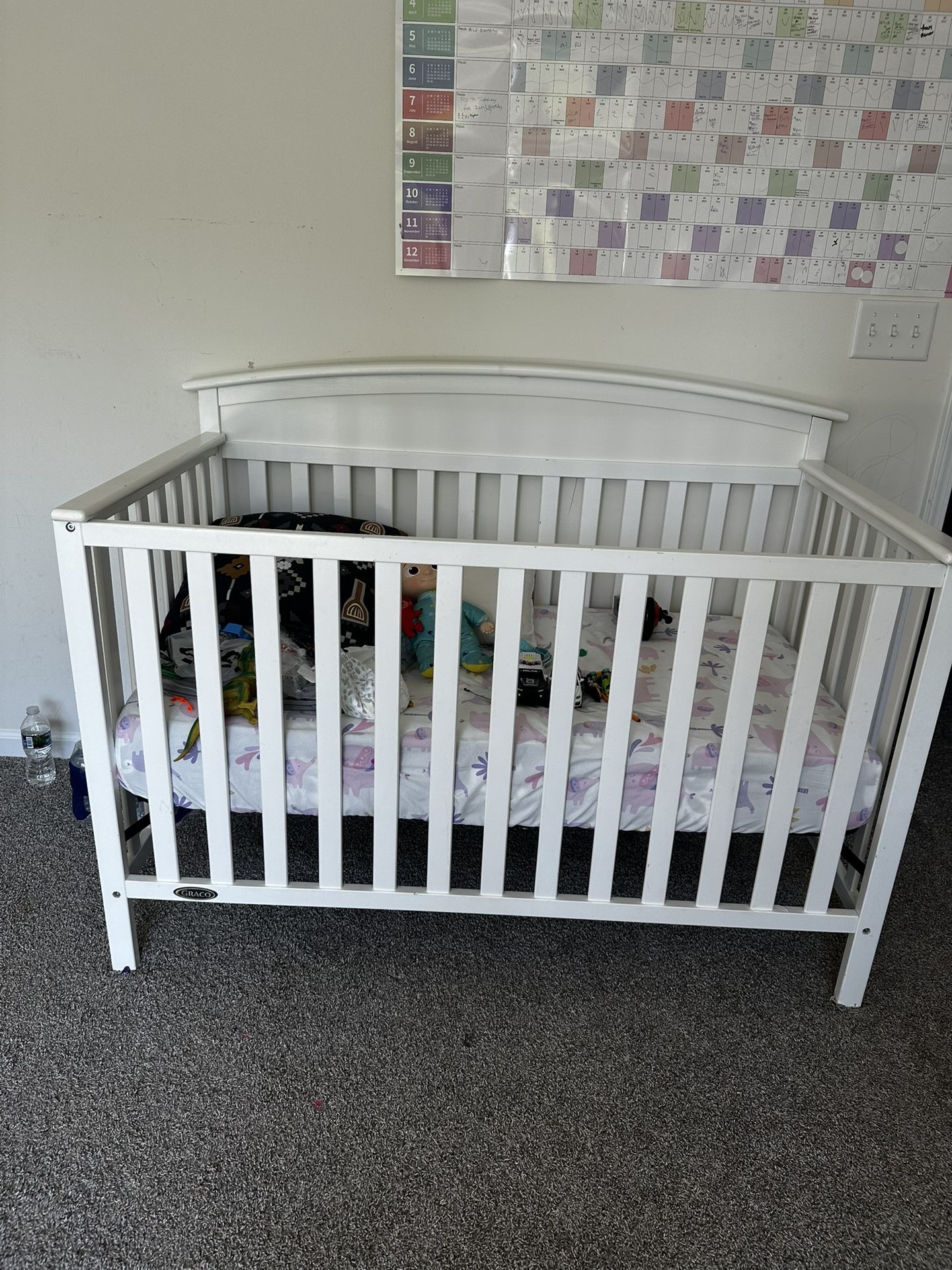 Baby Crib & Bed Combo – Save Big, Excellent Condition!