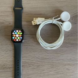 Apple Watch Series 4 