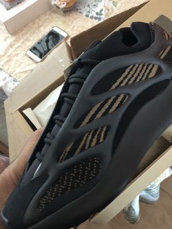 Yeezy 700 Clay Brown Size 12