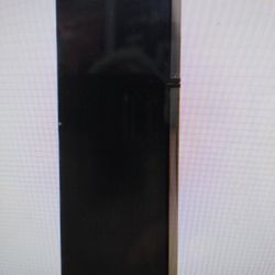 Refrigerator With Top Freezer 