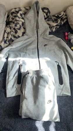 Nike tech