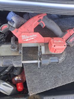 Milwaukee M18 Fuel Brushless Cordless Band Saw