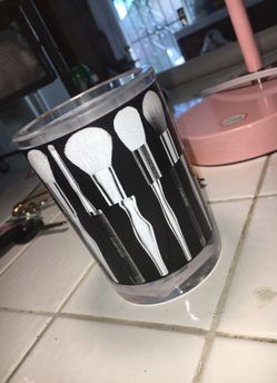 Vanity cup