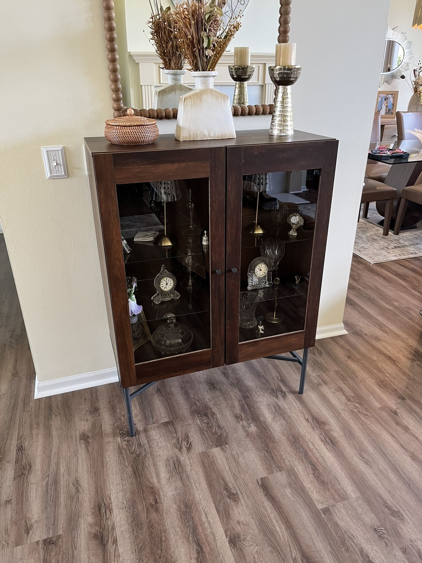 Beautiful Coaster Fine Furniture Bonilla 2-door Accent Cabinet with Glass Shelves