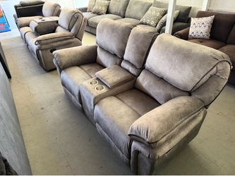 New recliner sofa and loveseat