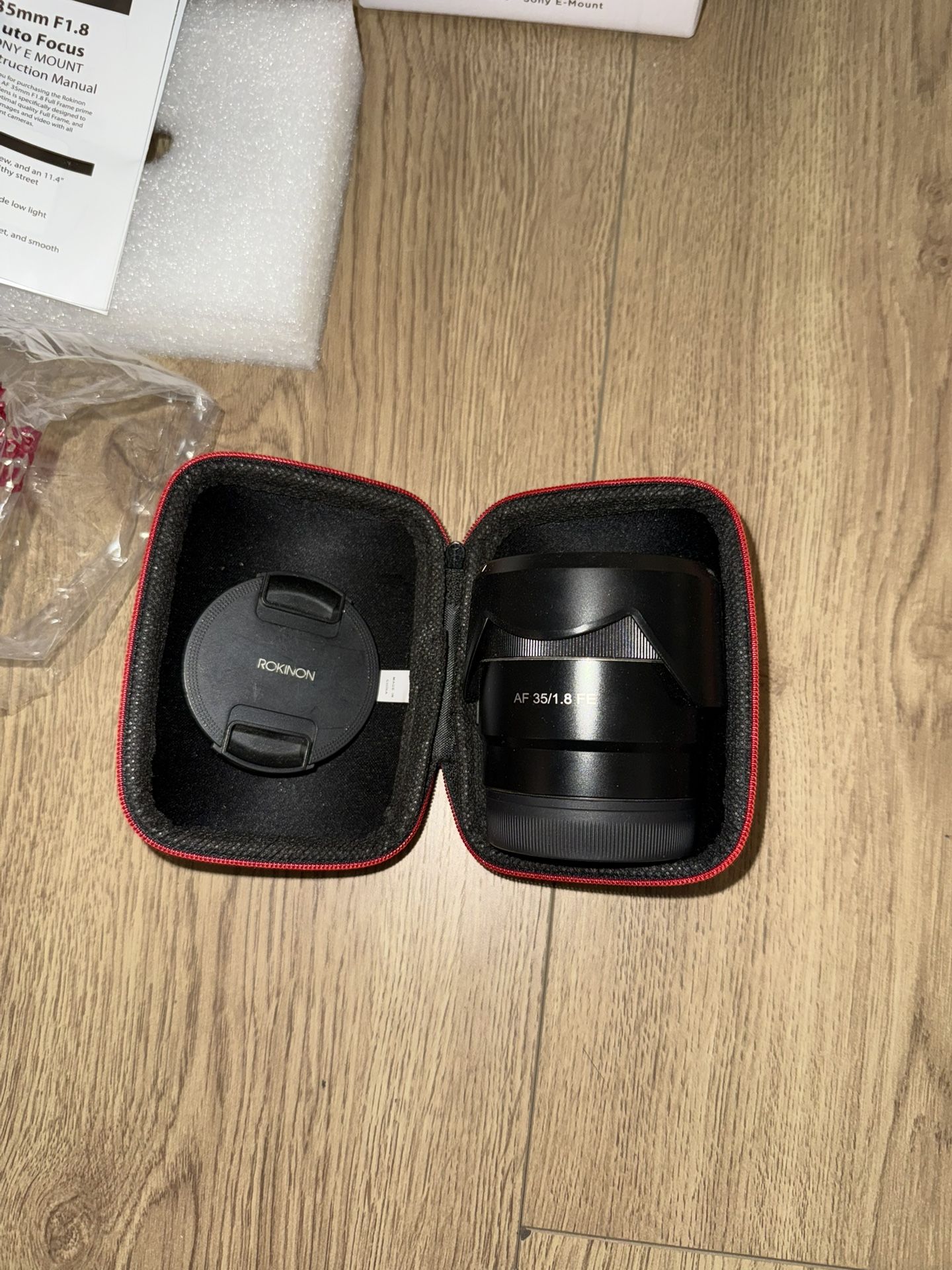 35mm F1.8 Sony E Mount
