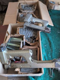 2 Duofast Staple Guns and 100000+ 1816 CR 1/2" Galvanized Staples
