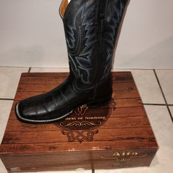 Cowboy Boots - Size 10