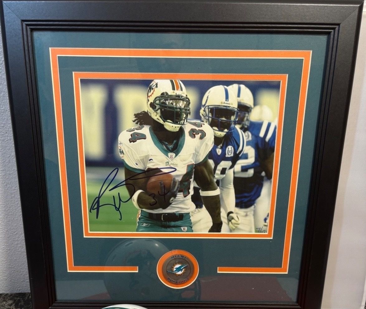 Miami Dolphins Ricky Williams Autograph Photo Display