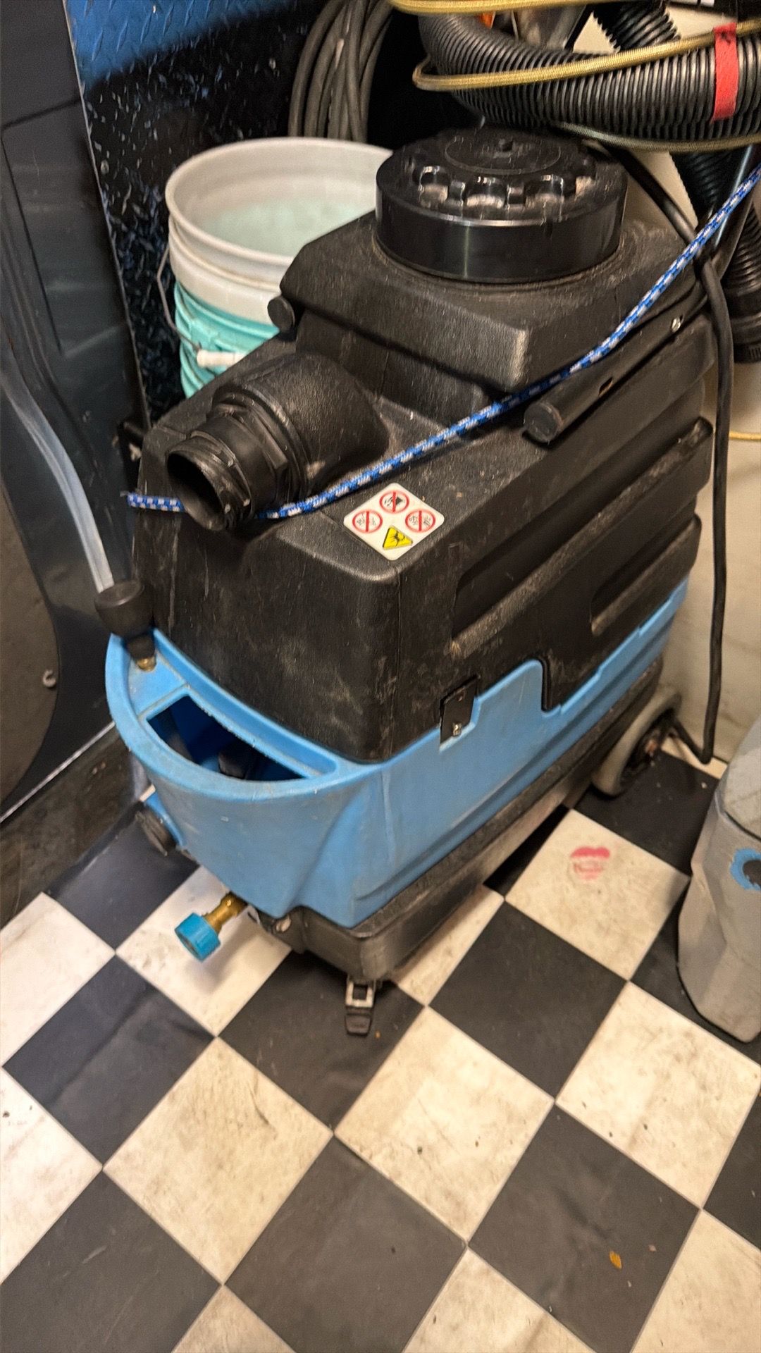 Mytee carpet extractor for auto