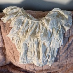 Small White Ruffled top -MUST GO BY 1/15/26
