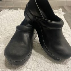 DANSKO CLOGS 