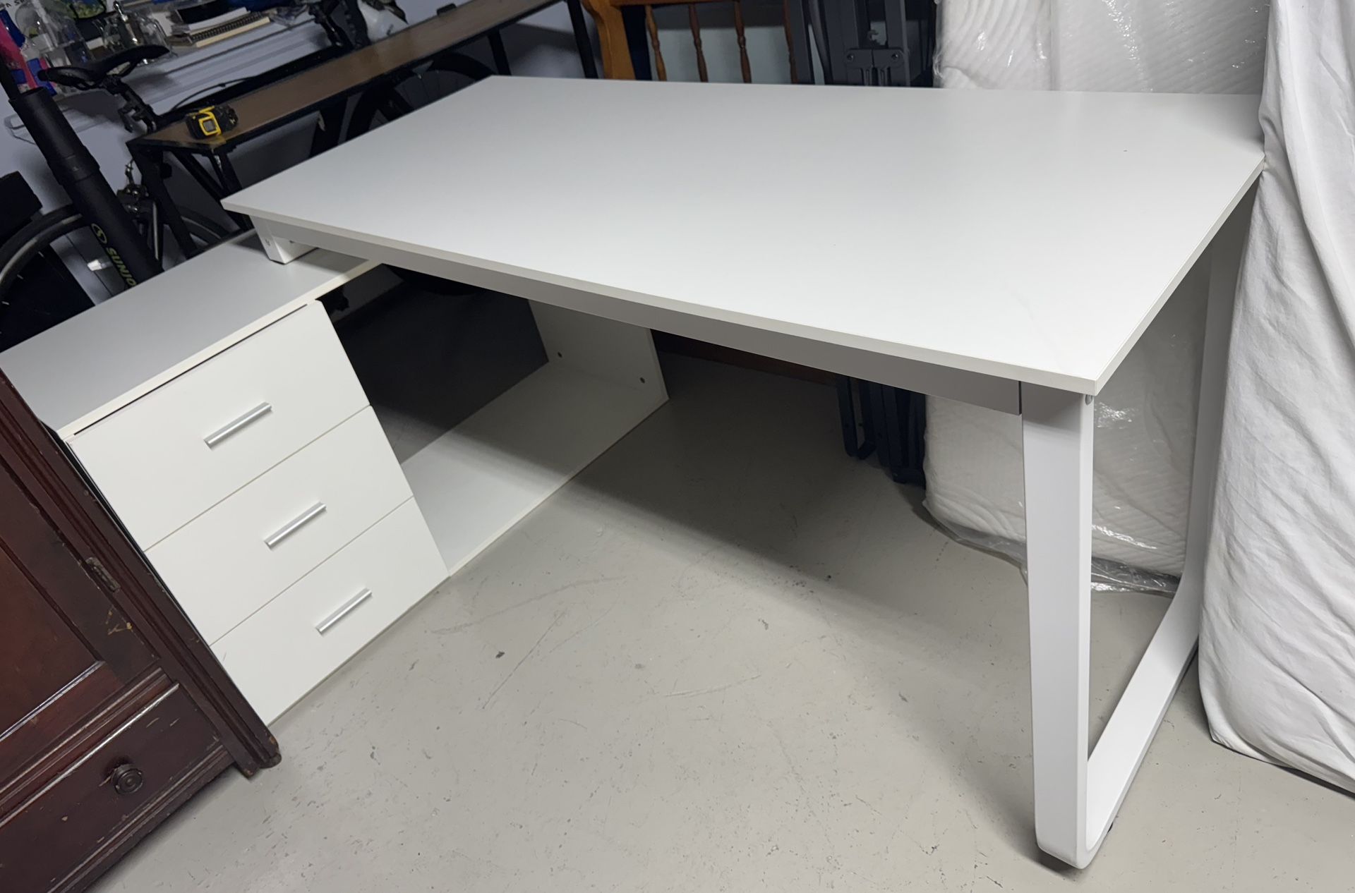 L Desk Three Drawers