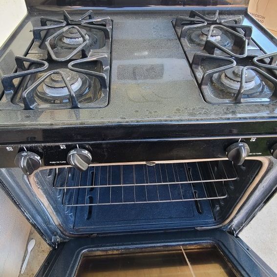 Whirlpool GAS Oven and Microwave $200 obo