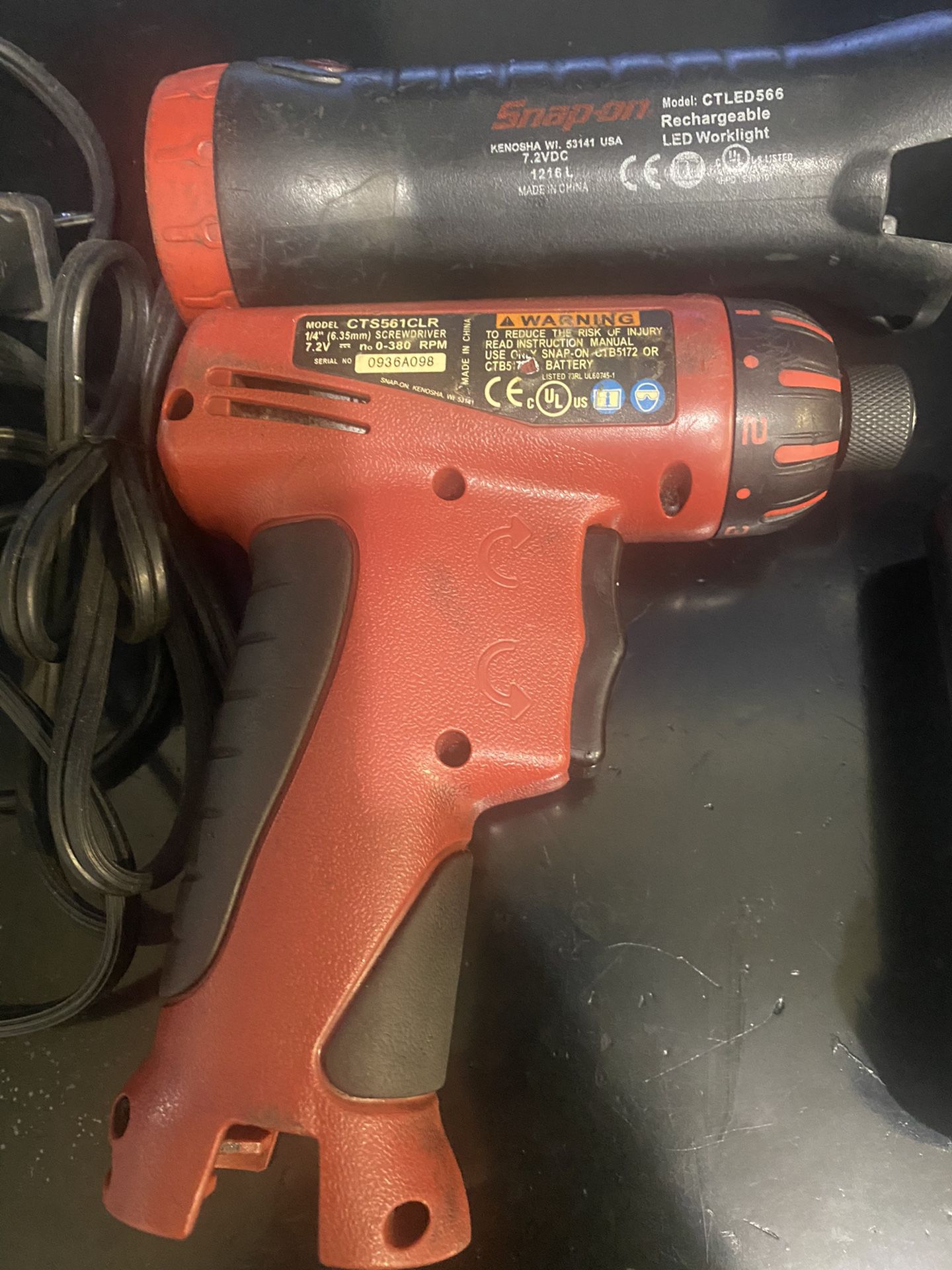 Snap On Screw Gun And Light. Includes 2 Batteries And Charger