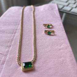 Great Gift Emerald Necklace  and Earrings 