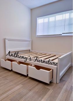 New White Full Bed And Drawers
