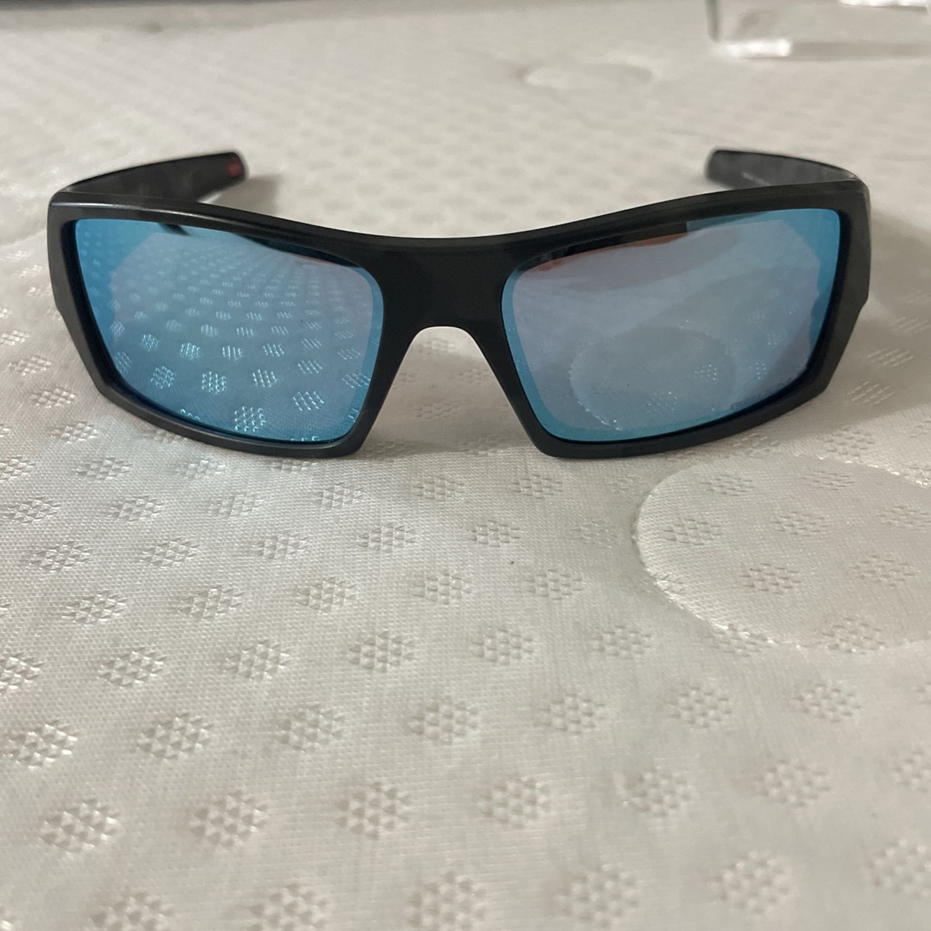 Oakley Gascan Sunglasses for Sale in Chicago, IL - OfferUp