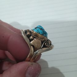 Size 9 Sterling Silver With Genuine Real Turquoise 50.