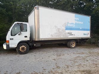 GMC W5500 Box Truck