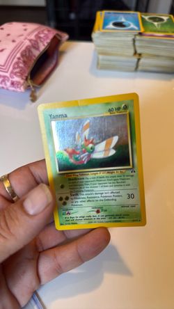 Yanma Holo Pokémon Card 17/75