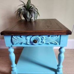 LANE Side End Table / Night Stand / Accent Table