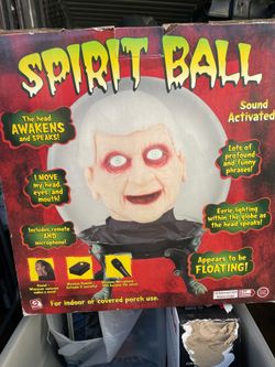 Halloween Decoration Spirit Ball Crystal Ball Animatronic Moving Head That Speaks Messages And Let’s You Speak