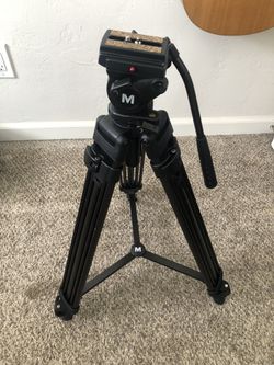 Magnus VT-4000 Tripod With Dolly