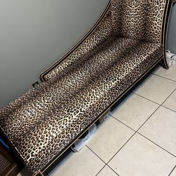 Chaise Lounge 