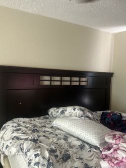 Kind size bed