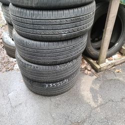235 55 19 (4) HIGH TREAD all season used tires
