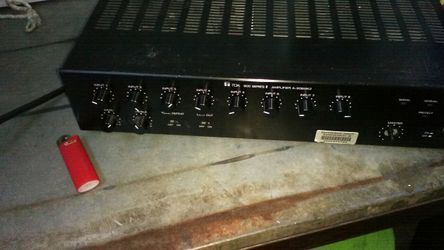 TOA 900 series amplifier