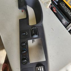 2005-2007 Ford Superduty Dashboard Bezel Trim