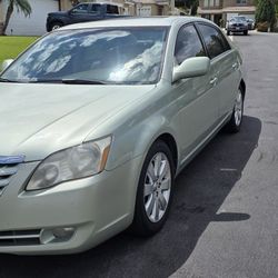 2007 Toyota Avalon XLE
