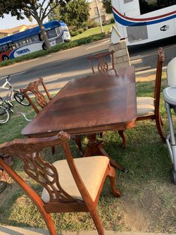 Dinning table