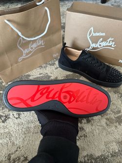 Red bottoms/Suela rojas