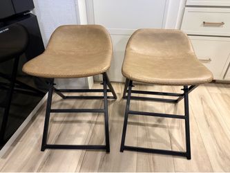 2 Brinkley RV chairs