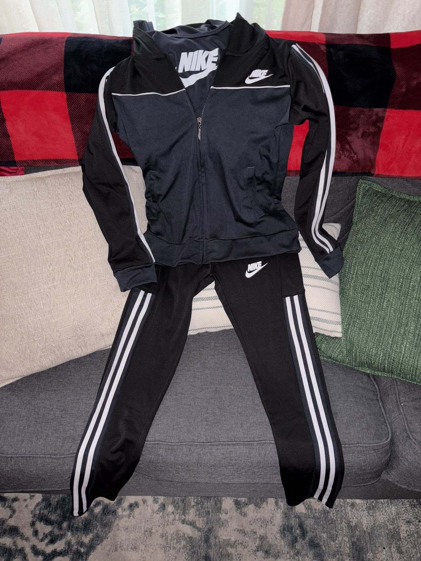 Women's Track Suits