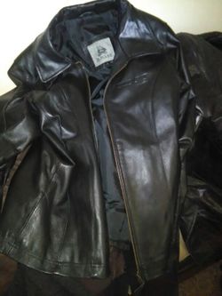 BURKS BAY BLACK LEATHER JACKET