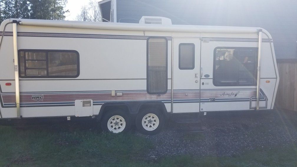 Great condition travel trailer