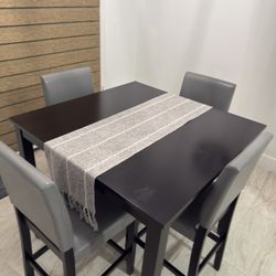 Dining Room Set 