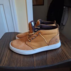 Mens Timberland Boots!! Size 7W Perfect Gift For Your Man!!