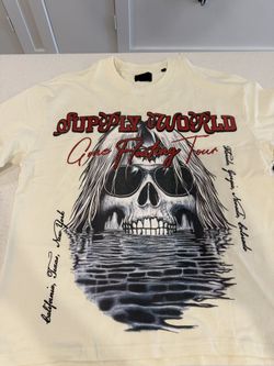 Brand New Graphic Tee – Size 2XL