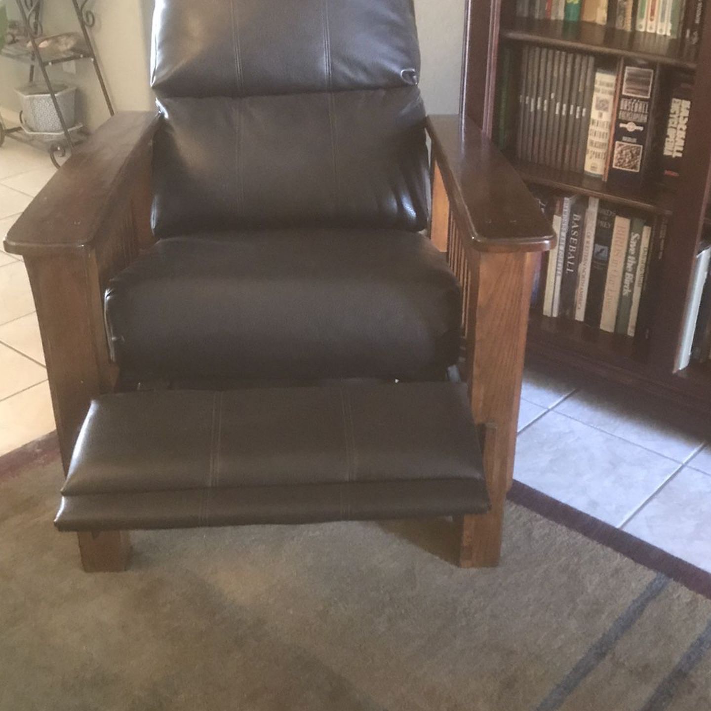 Very Nice Leather Recliner