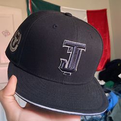 Toros Fitted Hat