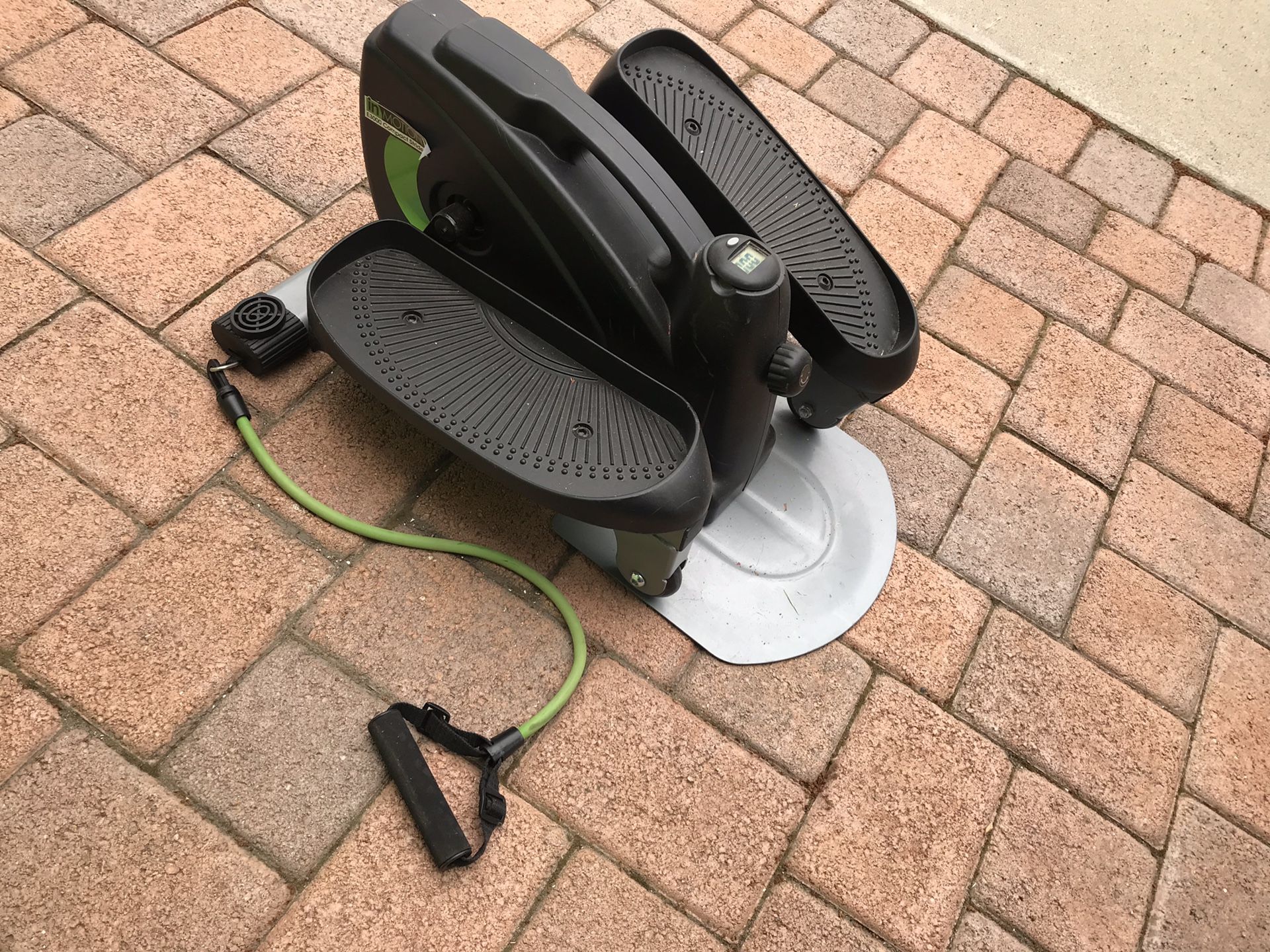 inMOTION E3000 Compact Elliptical Strider for Sale in Los Angeles