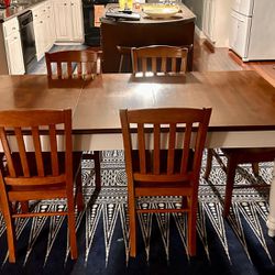 Kitchen Table & 6 Chairs 